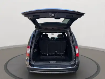 Lancia Voyager 2.8D S Automatic — Monospace 7 places fiable, diesel économique — Thumbnail 16
