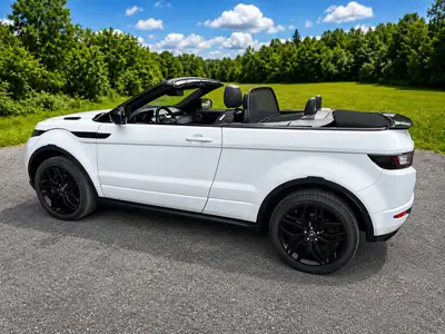 Land Rover Range Rover Evoque 2.0 Si4 SE Dynamic — Cabriolet luxe 4x4, design premium — intérieur