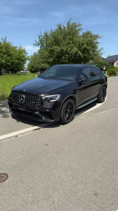 Mercedes-Benz GLC 63 S AMG 4M+ — Performance brute et prestige SUV haute puissance — exterior view