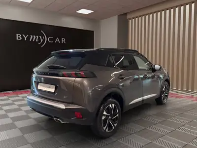 Peugeot 2008 1.2 PureTech GT — SUV urbain dynamique, boîte auto 8 rapports — Heckansicht