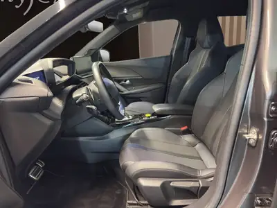 Peugeot 2008 1.2 PureTech GT — SUV urbain dynamique, boîte auto 8 rapports — Detail