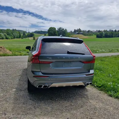 Volvo XC60 2.0 T8 R-Design — SUV hybride rechargeable performant, 48'000 km — arrière