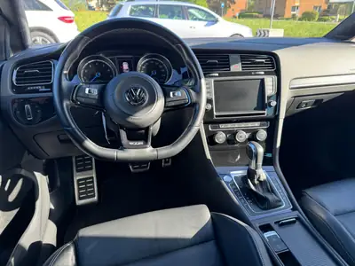 VW Golf 2.0 TSI R DSG 4Motion — Performance sportive et polyvalence tous terrains — Thumbnail 8