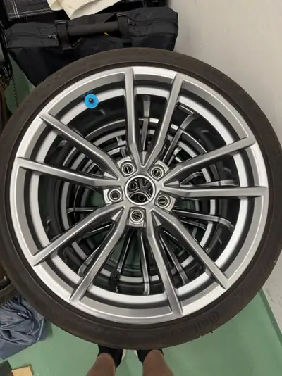 VW Golf 2.0 TSI R DSG 4Motion — Performance sportive et polyvalence tous terrains — Thumbnail 15