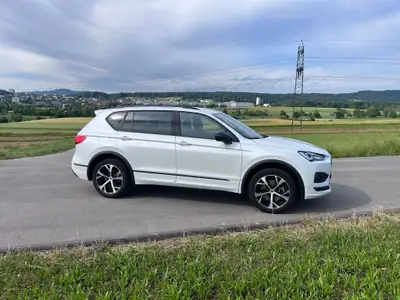 SEAT Tarraco 1.4 eHybrid — SUV spacieux hybride rechargeable, 58'000 km seulement — fianco