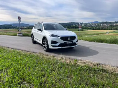 SEAT Tarraco 1.4 eHybrid — SUV spacieux hybride rechargeable, 58'000 km seulement — vista esterna
