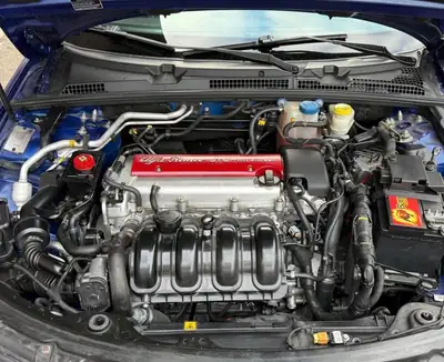 Alfa Romeo Brera 2.2 JTS — Coupé sport italien authentique, moteur 185 ch — Armaturenbrett