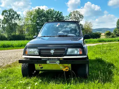 Suzuki Vitara 1.6 Cabriolet 1999 — Petit SUV découvrable, parfait pour l'été — Heckansicht
