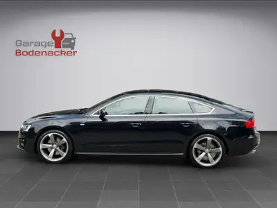 Audi A5 Sportback 2.0 TFSI Quattro S Line — Berline sportive premium, 83 800 km seulement — rear view