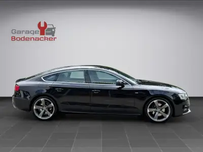Audi A5 Sportback 2.0 TFSI Quattro S Line — Berline sportive premium, 83 800 km seulement — detail