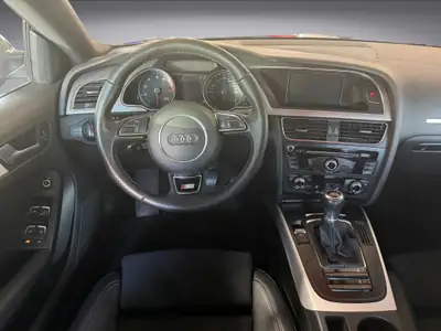 Audi A5 Sportback 2.0 TFSI Quattro S Line — Berline sportive premium, 83 800 km seulement — Thumbnail 8