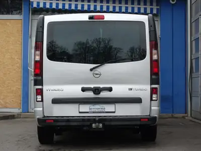 Opel Vivaro 1.6 CDTI Combi+ — Utilitaire polyvalent 8 places, sans sinistre — detail