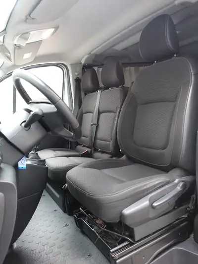 Opel Vivaro 1.6 CDTI Combi+ — Utilitaire polyvalent 8 places, sans sinistre — Thumbnail 9