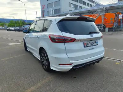 Ford S-MAX 2.0 TDCi 190 ST-Line — Monospace premium, diesel efficace et spacieux — arrière