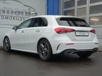 Mercedes-Benz Classe A 200 Style — Berline compacte premium, 49 900 km seulement — interior