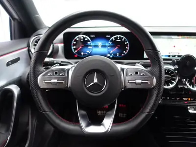 Mercedes-Benz Classe A 200 Style — Berline compacte premium, 49 900 km seulement — Thumbnail 12