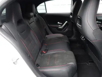 Mercedes-Benz Classe A 200 Style — Berline compacte premium, 49 900 km seulement — Thumbnail 15
