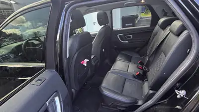 Land Rover Discovery Sport 2.0 Si4 SE — 7 places, tout-terrain polyvalent, première main — fianco