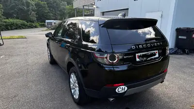 Land Rover Discovery Sport 2.0 Si4 SE — 7 places, tout-terrain polyvalent, première main — interni