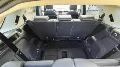 Land Rover Discovery Sport 2.0 Si4 SE — 7 places, tout-terrain polyvalent, première main — dettaglio