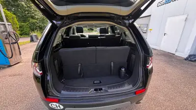 Land Rover Discovery Sport 2.0 Si4 SE — 7 places, tout-terrain polyvalent, première main — Miniatura 8