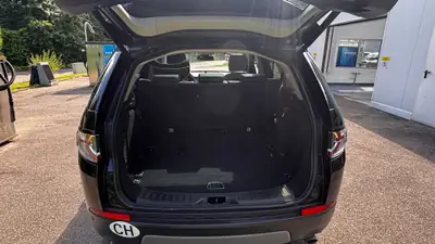 Land Rover Discovery Sport 2.0 Si4 SE — 7 places, tout-terrain polyvalent, première main — Miniatura 9