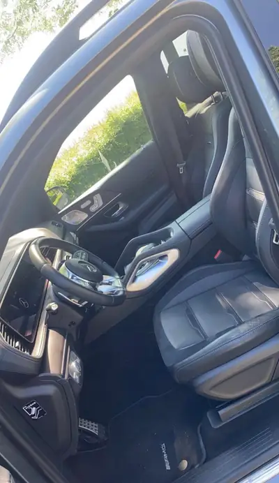 Mercedes-Benz GLE 53 AMG 4matic+ — SUV haute performance hybride, 85'000 km seulement — detail