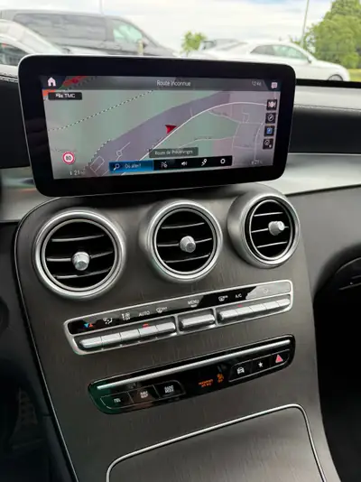 Mercedes-Benz GLC Coupé 220 d AMG Line — Diesel 4Matic, design coupé premium — Thumbnail 8