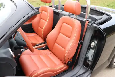 Audi TT 1.8 20V Turbo 180 — Cabriolet sportif iconique, frais révisé — dettaglio