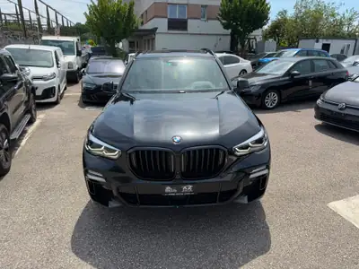 BMW X5 xDrive M50d — SUV premium 400 ch, tout-terrain haute performance — side view