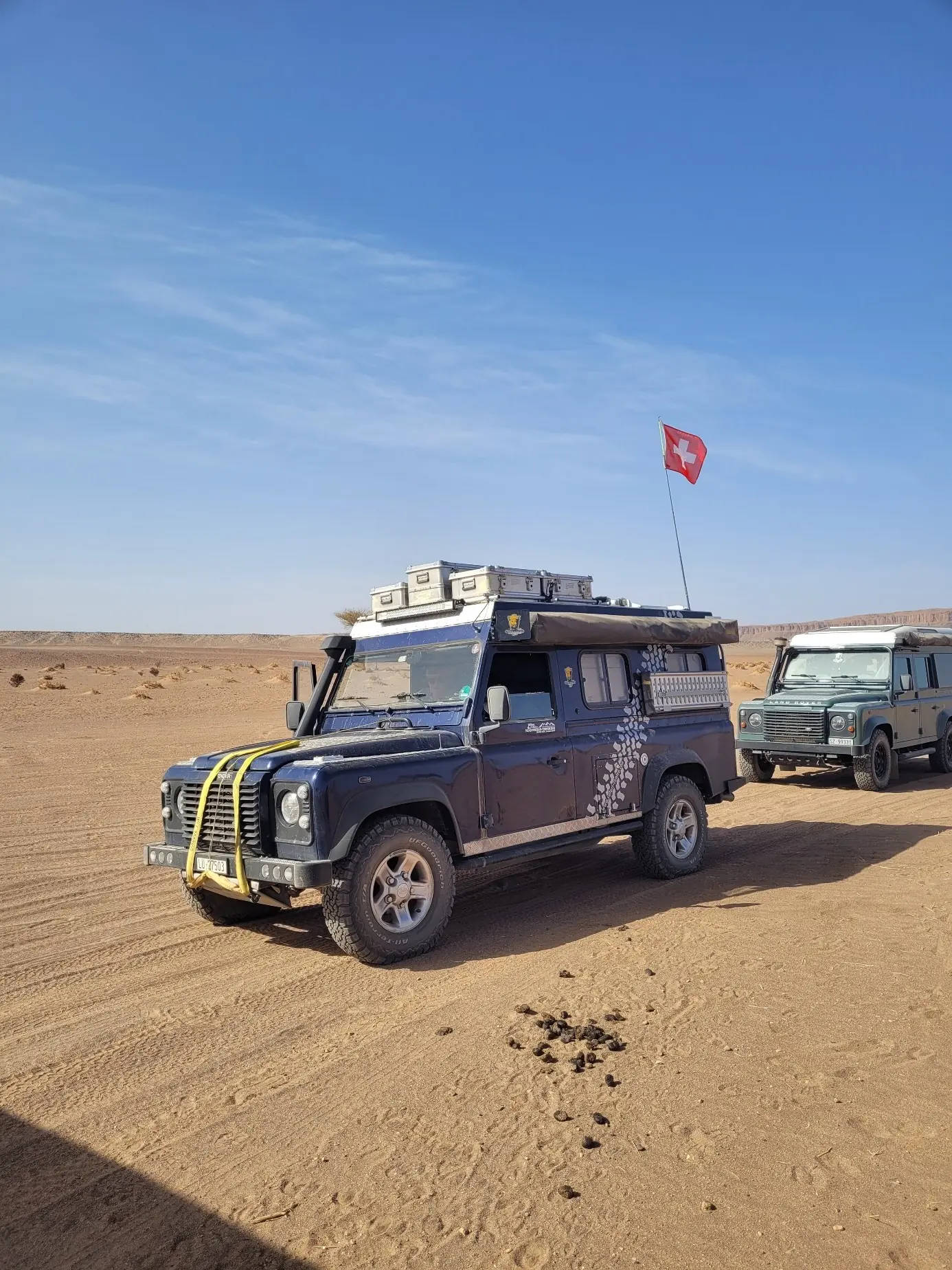 Land Rover Defender 2.5 TDi — Le mythe du tout-terrain robuste, diesel fiable — Außenansicht
