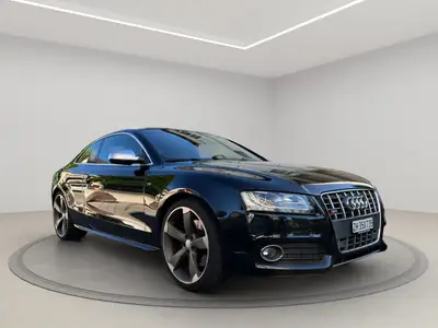 Audi S5 Coupé 4.2 V8 FSI — Coupé sport allemand, motorisation prestigieuse — Armaturenbrett
