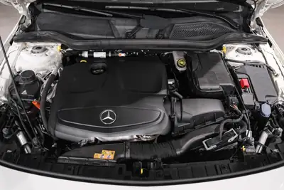 Mercedes-Benz GLA 220 AMG Line — SUV polyvalent, 4Matic, toit panoramique — Thumbnail 23