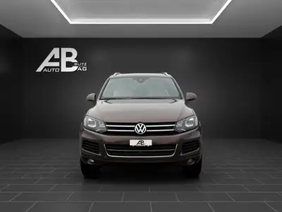 VW Touareg 3.0 TDI — SUV prestige diesel, entretien à jour et contrôle technique OK — vue extérieure