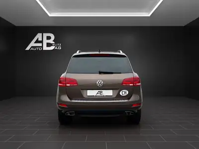 VW Touareg 3.0 TDI — SUV prestige diesel, entretien à jour et contrôle technique OK — intérieur