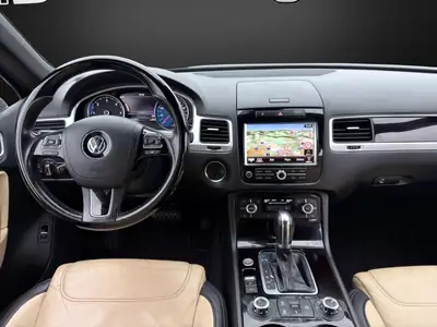 VW Touareg 3.0 TDI — SUV prestige diesel, entretien à jour et contrôle technique OK — Miniature 11