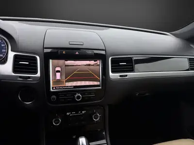 VW Touareg 3.0 TDI — SUV prestige diesel, entretien à jour et contrôle technique OK — Miniature 13