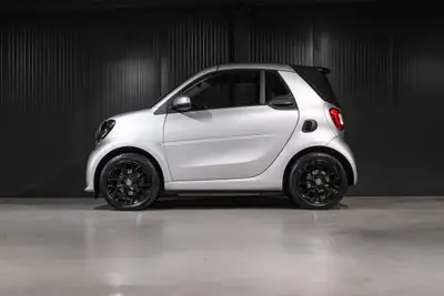 Smart Fortwo Cabriolet Urbanshadow — Petit roadster urbain automatique, 23'100 km — Thumbnail 9
