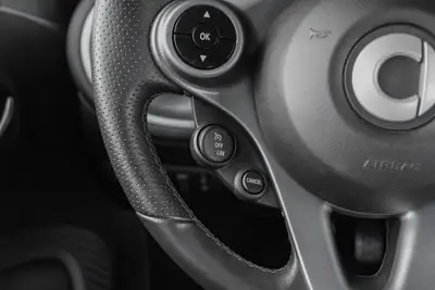 Smart Fortwo Cabriolet Urbanshadow — Petit roadster urbain automatique, 23'100 km — Thumbnail 20