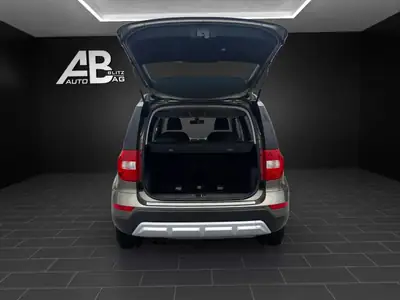 Skoda Yeti 2.0 TDI Active 4x4 — Robuste SUV compact diesel, première main — Thumbnail 12