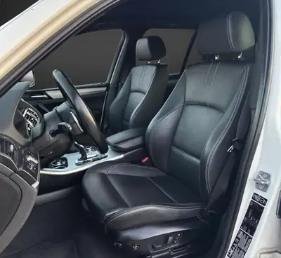BMW X3 xDrive 35d M-Sportpaket — SUV diesel premium, équipement haut de gamme — Thumbnail 7