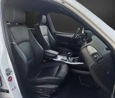 BMW X3 xDrive 35d M-Sportpaket — SUV diesel premium, équipement haut de gamme — Thumbnail 9