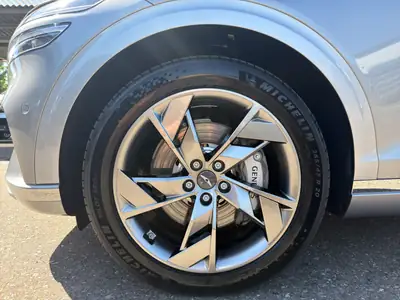 Genesis GV70 Electrified Sport — SUV électrique 490 ch, garantie 5 ans incluse — Miniatura 15