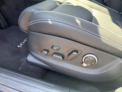 Genesis GV70 Electrified Sport — SUV électrique 490 ch, garantie 5 ans incluse — Miniatura 18