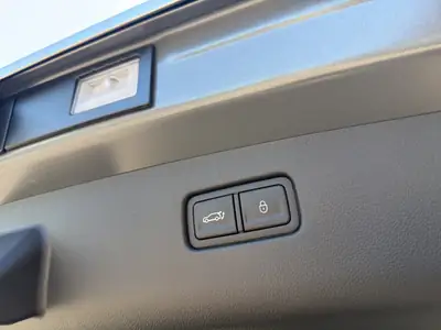 Genesis GV70 Electrified Sport — SUV électrique 490 ch, garantie 5 ans incluse — Miniatura 16
