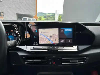 VW Caddy Maxi 1.5 TSI Style — 7 places, attelage et navigation, 42000 km seulement — Thumbnail 12