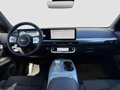 Genesis GV60 77.4 kWh Sport AWD — Coupé électrique premium, 50 km seulement — Miniature 11