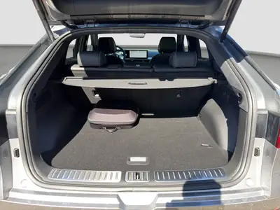 Genesis GV60 77.4 kWh Sport AWD — Coupé électrique premium, 50 km seulement — Miniature 14