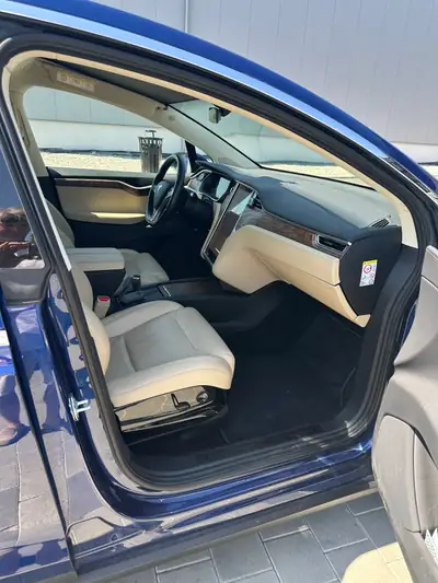 Tesla Model X P100D — SUV électrique haute performance, 50 000 km, Supercharging gratuit — Miniatur 14