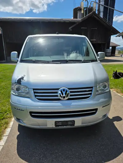 VW T5 Highline — Utilitaire premium diesel, spacieux et fiable — fianco